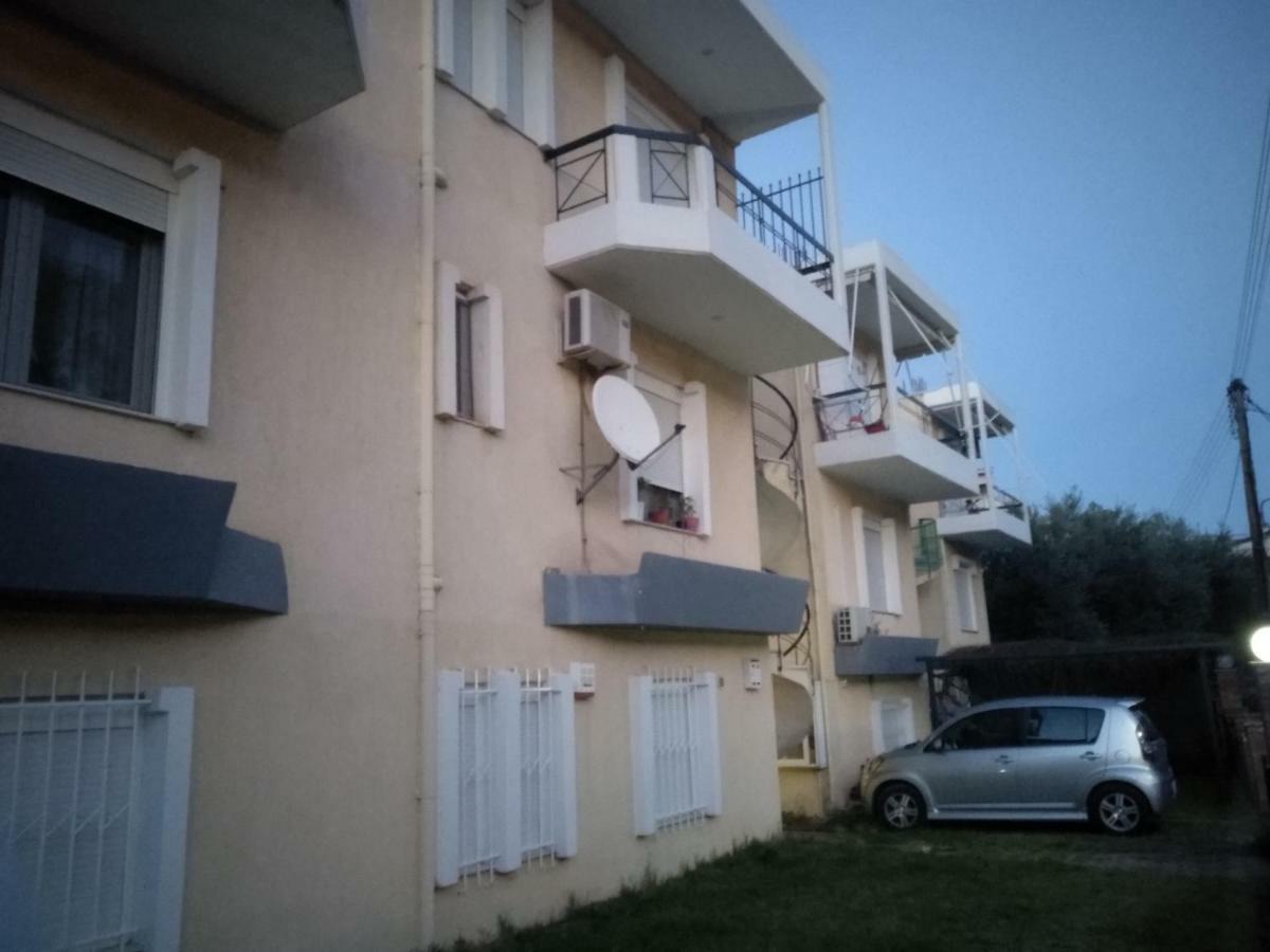 Mare E Monti1 Lägenhet Kamena Vourla Exteriör bild