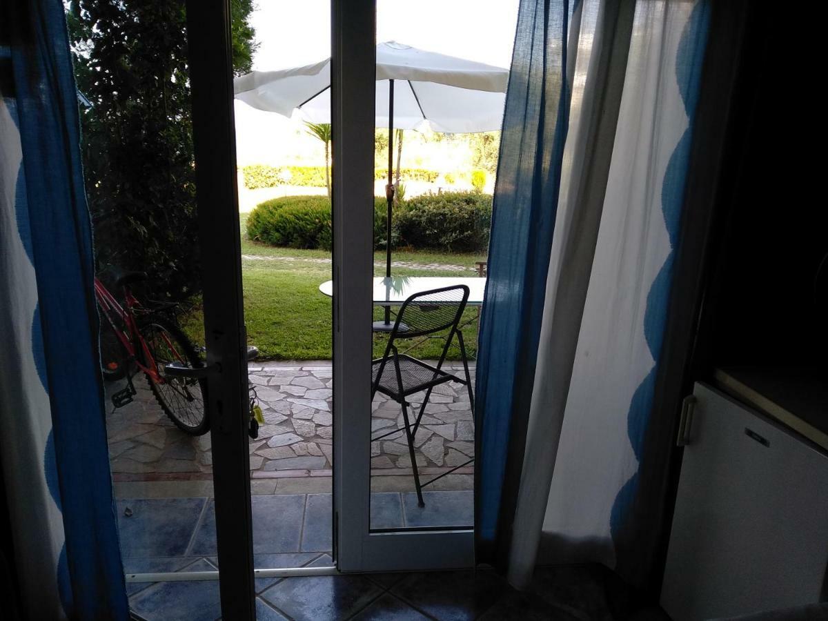 Mare E Monti1 Lägenhet Kamena Vourla Exteriör bild